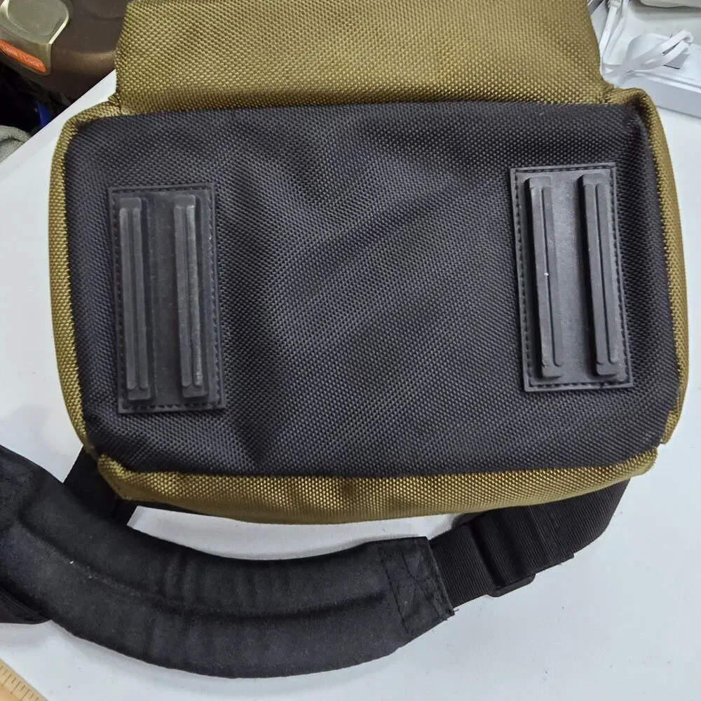 Canon 100EG Gadget Camera Bag Case Padded With Shoulder & Waist Strap Zip Close